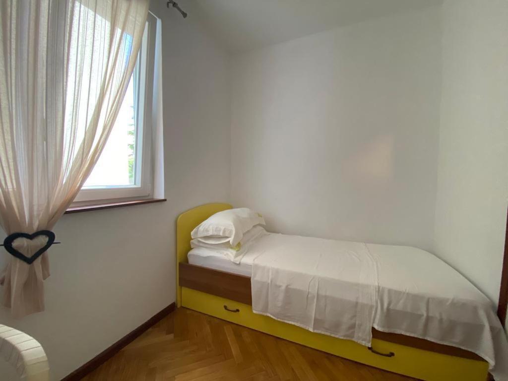 2 Bedroom Apartment/Parking/Market Split Dış mekan fotoğraf